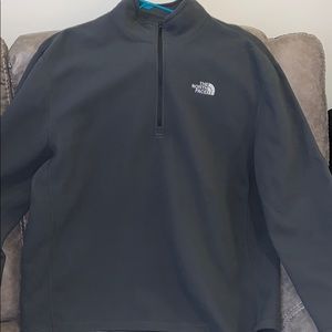 Men’s pull over fleece